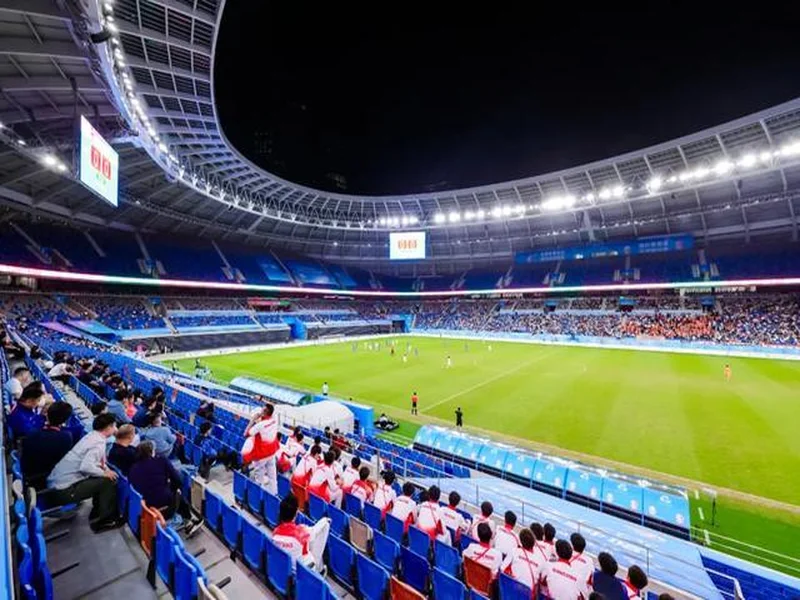 廷贝尔:不觉得埃泽上演帽子戏法是偶然,这家伙一直都很努力